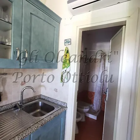 Gli Oleandri Di